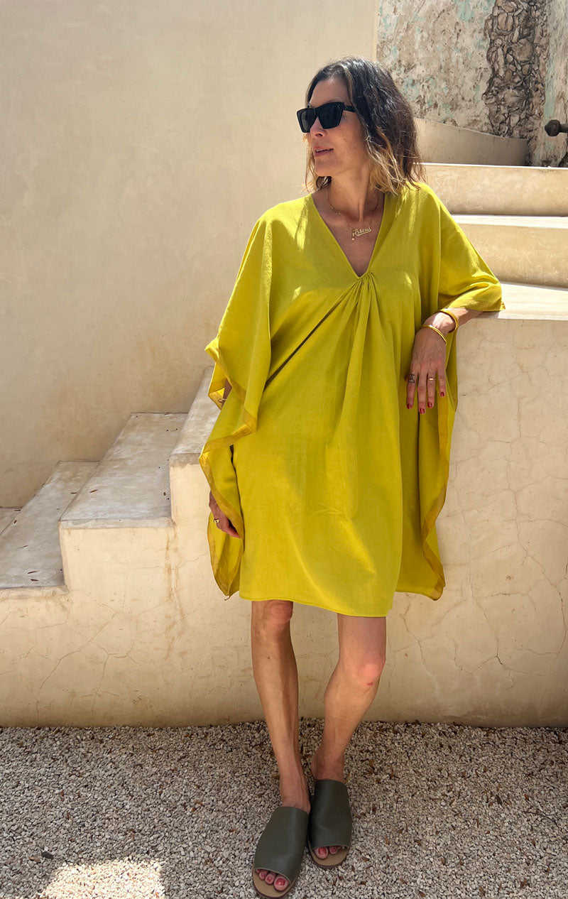 สีเขียว