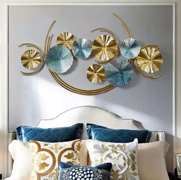 Arte de pared de Metal con diseño Floral, decoración minimalista de latón Ak para sala de estar, sala de estar, sala de estar y salón