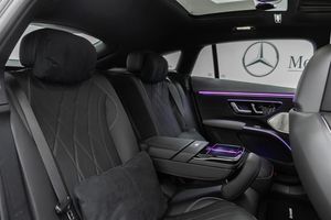 2023 M ercedes B enz <strong>EQS</strong>