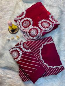 ドリスレッドとスパンコール刺繍入りプレミアムファンシーサテン生地デザイナーのアルコカットワークボーダー付き
