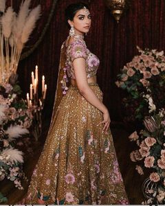 ファッショナブルな大人のソフトバタフライネットワークLehenga <span class=keywords><strong>Choli</strong></span> with Cancan Canvas Patta Sequins Embroidered Indian Pakistani Clothing