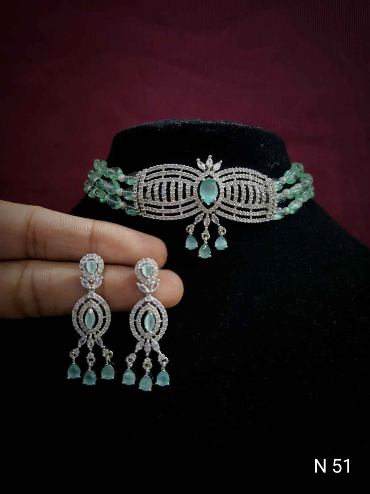 สีเขียว