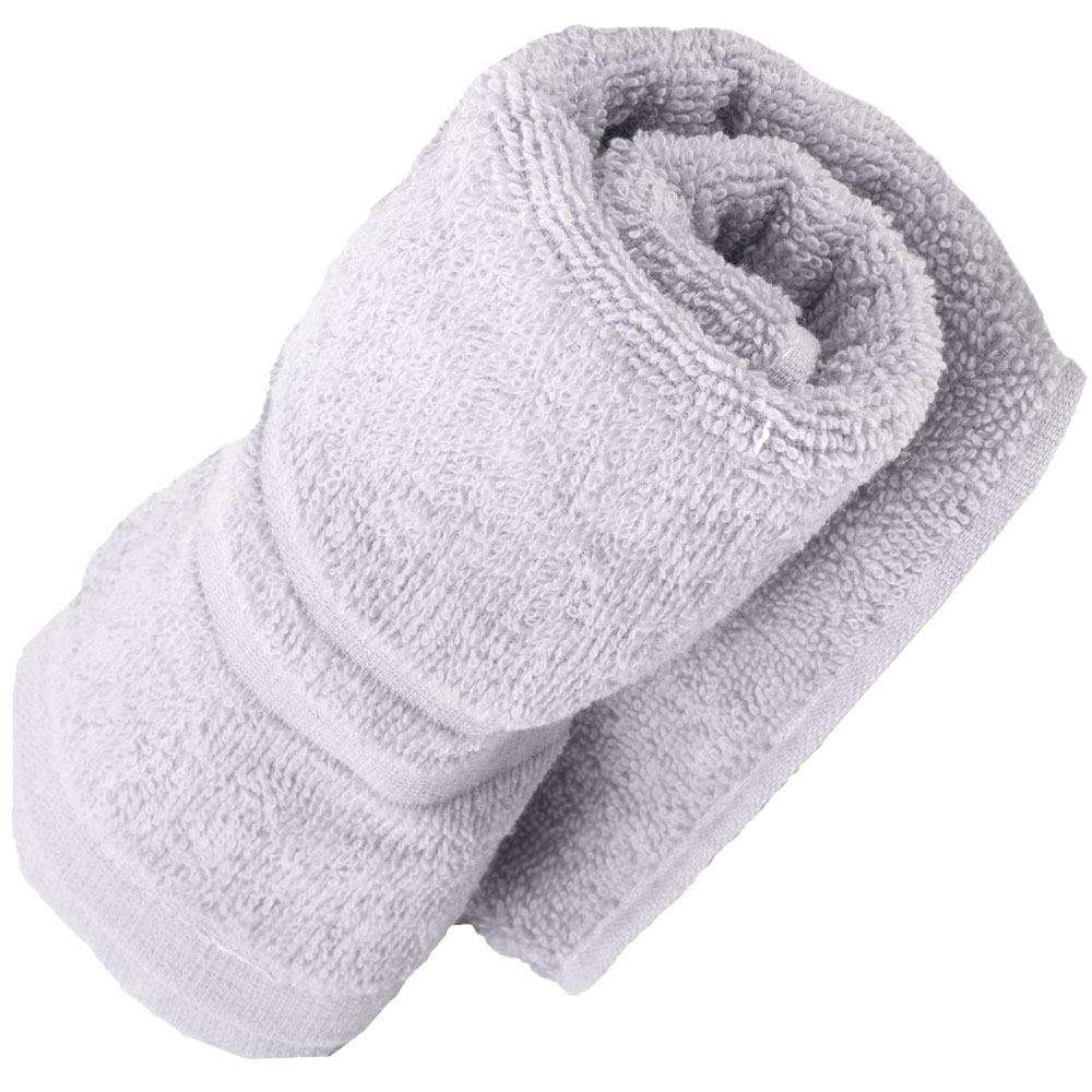 สีเทาอ่อน