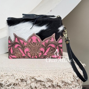 <strong>2025</strong> Trending Product Newly Design Large Hand Tooled Leather Clutch Wristlet Bag for Women's Cowhide Tassel Zipper Purse <strong>Pouch</strong> - Product Image 1