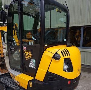 高需要2023 JCBミニショベルクローラートラクターフロントローダー付きJCBミニクロールショベルトラクター安く購入
