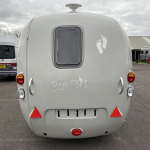 プレミアム品質2024 NU CAMP BAREFOOTティアドロップトレーラーとモバイル旅行用ホームロードキャラバン販売