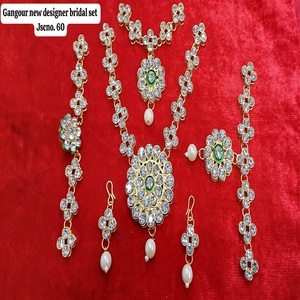 Toptan Premium Lord Krishna kolye Hindu tanrı Krishna takı İlahi kolye Combo setleri hint - Product Image 1