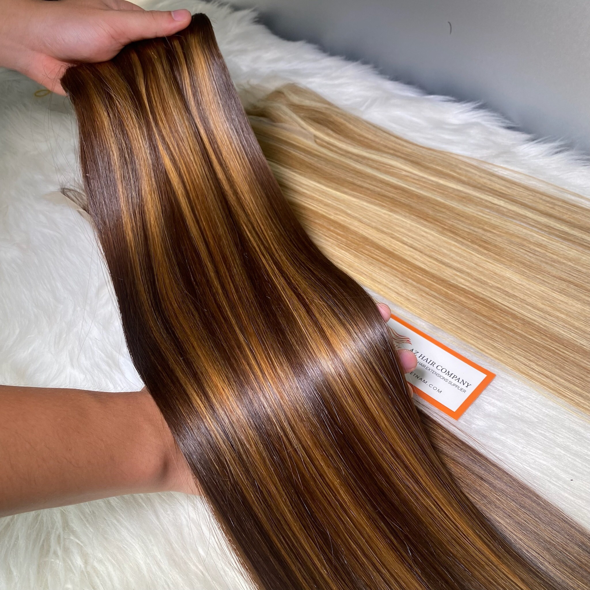 Color weft