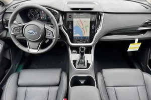 USED 2025 Su-b a r u Outback Limited XTターボチャージャー付きAWDクーペレザーシートR16タイヤとACCクルーズコントロール付き - Product Image 6
