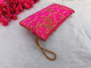 刺繍生地財布イブニングバッグウェディングギフトゲストリターンギフトMehndiFavor Festive Clutch Handmade Indian Fashion <span class=keywords><strong>Pouch</strong></span>