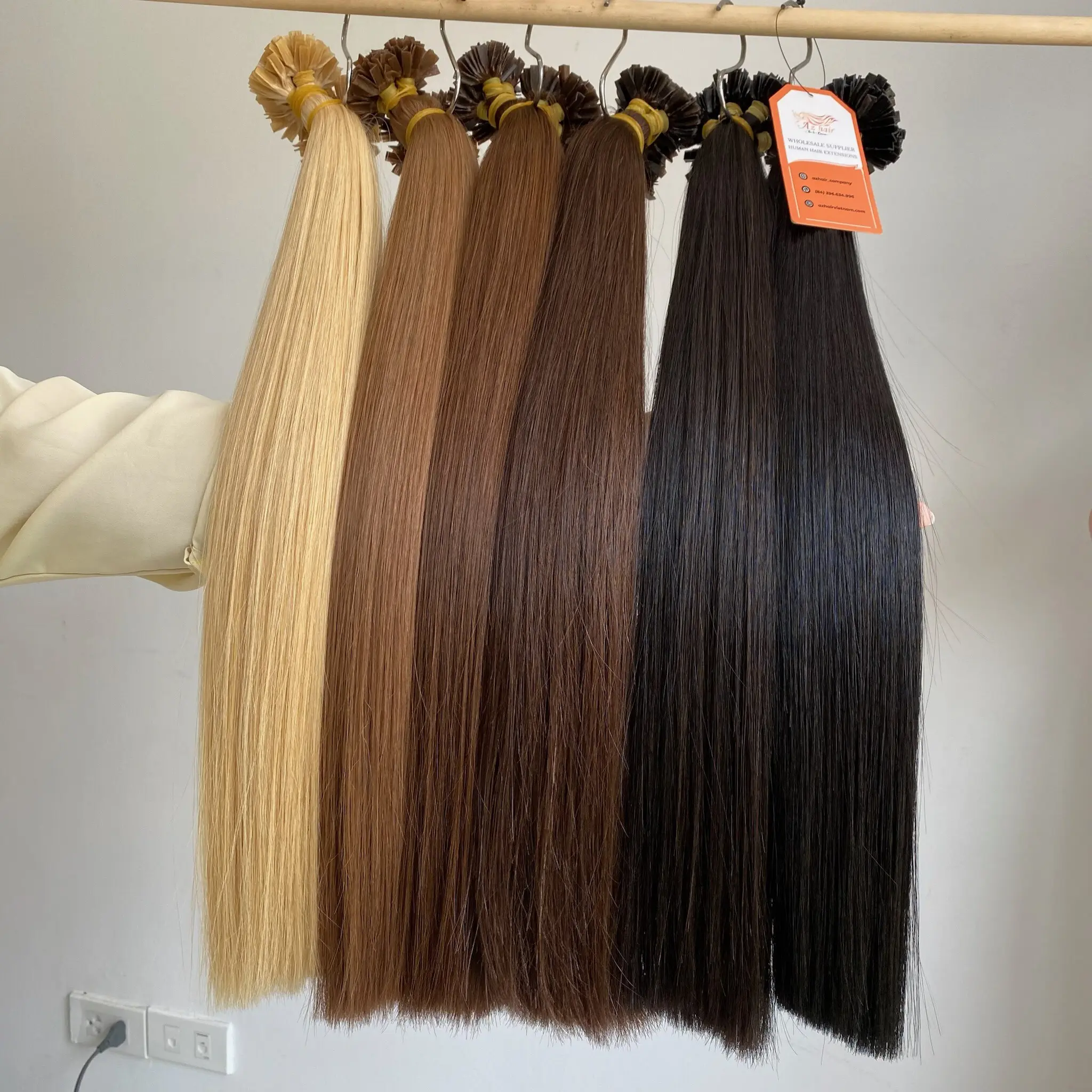 Venta al por mayor de queratina preunida de extremo grueso I/V/U/Extensiones de Cabello Humano de punta plana pegamento italiano cabello virgen Remy ruso personalizado Colo