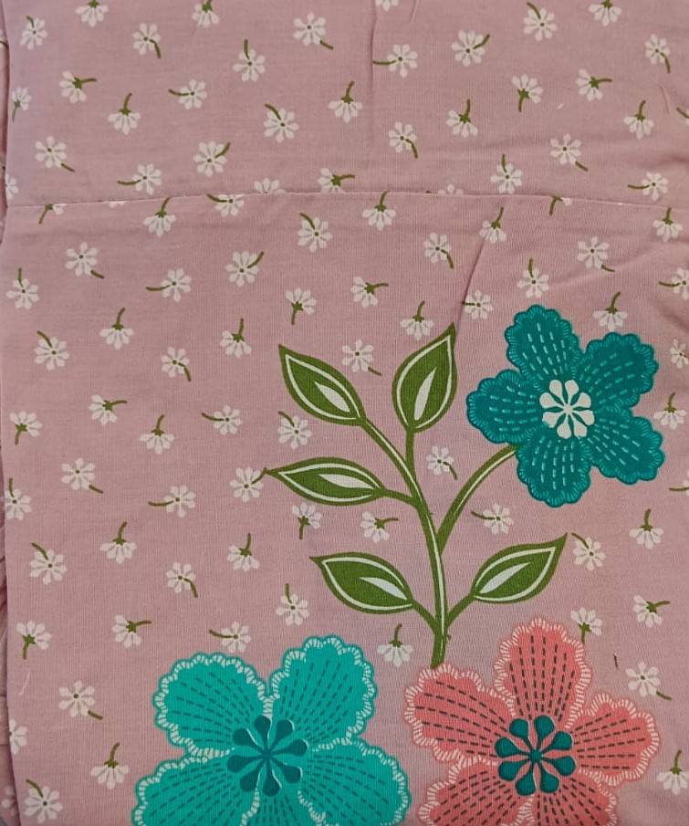 สีแดงม่วง