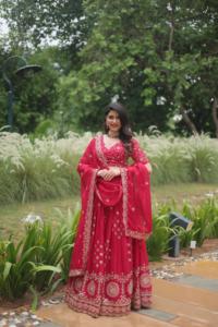 בוטיק הודי מסורתי rangoli בד lehenga choli עם דופאטה ושיש רקומים פאייטים עבודה מעצב lehenga