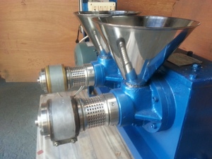 زيت الصحافة لتجسيد الغذاء الساخن التدريب الفني أجزاء مبيعات الفيديو دعم ميزة الوزن التلقائي آلة إصلاح - Product Image 4