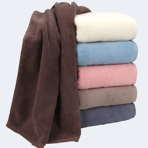High Quality 100% Cotton Large Size Novelty Stripe Pattern Bath Hand <strong>Towel</strong> Giant Beach <strong>Towel</strong> for Hotel Use - Product Image 2