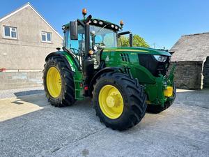 ג 'ון דיר 6155r טרקטור למכירה/155hp מכונות חקלאיות מקוריות במלאי