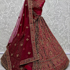 インドの伝統的なLahenga Choli美しい色とヘビーバター付きプリントシルク<span class=keywords><strong>Lehnga</strong></span> Choli女性ドレスラジャスタンスタイルの女性