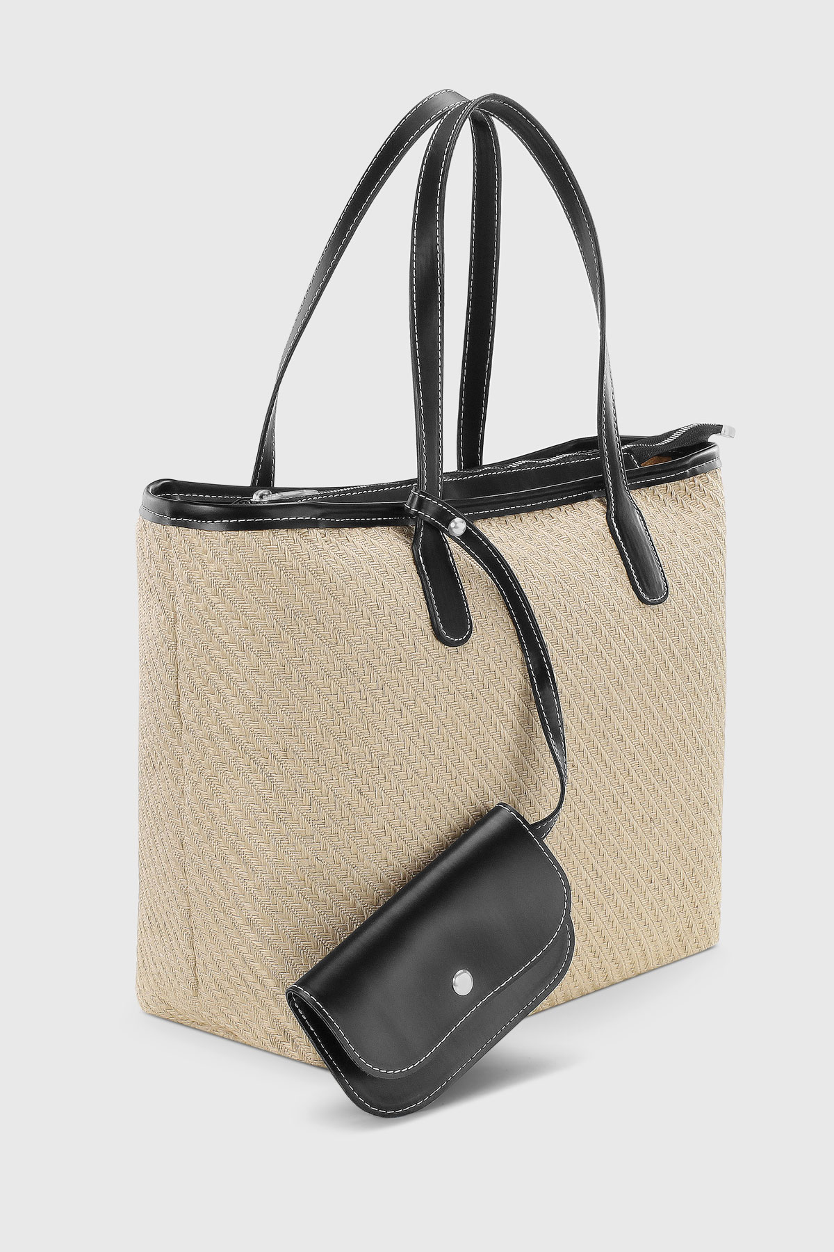 Straw Black