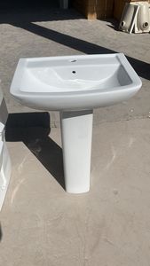 Conjunto de duas peças de banheiro e pia de banheiro Captiva em forma quadrada com descarga dupla, preço acessível de uma fábrica na Índia