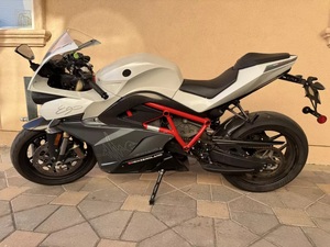 En iyi teklif yeni/kullanılan 2020 Energica elektrikli motosiklet motosiklet <span class=keywords><strong>Ego</strong></span> satılık