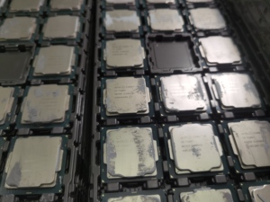 AMD R Yzen R3 2200G/2200GE 3100/3200G/3200GE CPU de procesador para computadora de escritorio PC nuevo y usado Paquete de bandeja de CPU Tipo de enchufe AM4 - Product Image 5