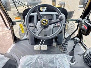 中古JCB 3DX 3CXプラスエコ4WDバックホーローダーミニフロントローダー1トン定格負荷エンジンモーターベアリングムーグ油圧ポンプコア - Product Image 6
