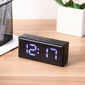 Nacht wecker mit LED-Anzeige USB-Batterie mit Temperatur-Schlummer datum Einstellbare Helligkeit - Product Image 6