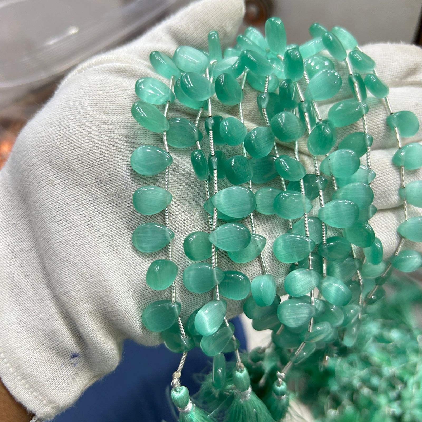 สีเขียว