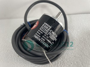 Neuer und originaler Plc 1x Drehgeber E6B2CWZ1X 2000PR E6B2CWZ1X 5VDC Neu in Box SPS-Programmier steuerung - Product Image 2
