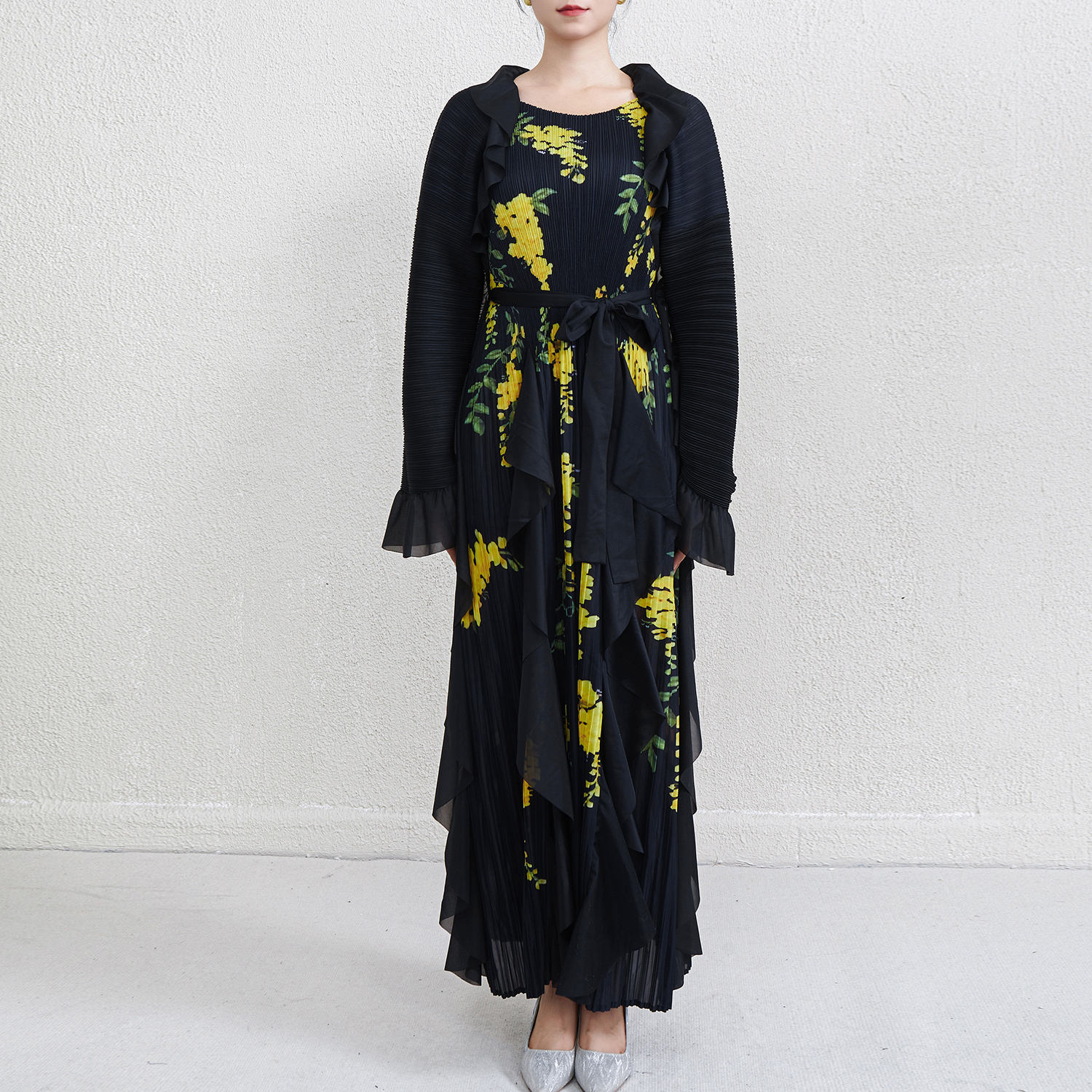 สีเหลือง