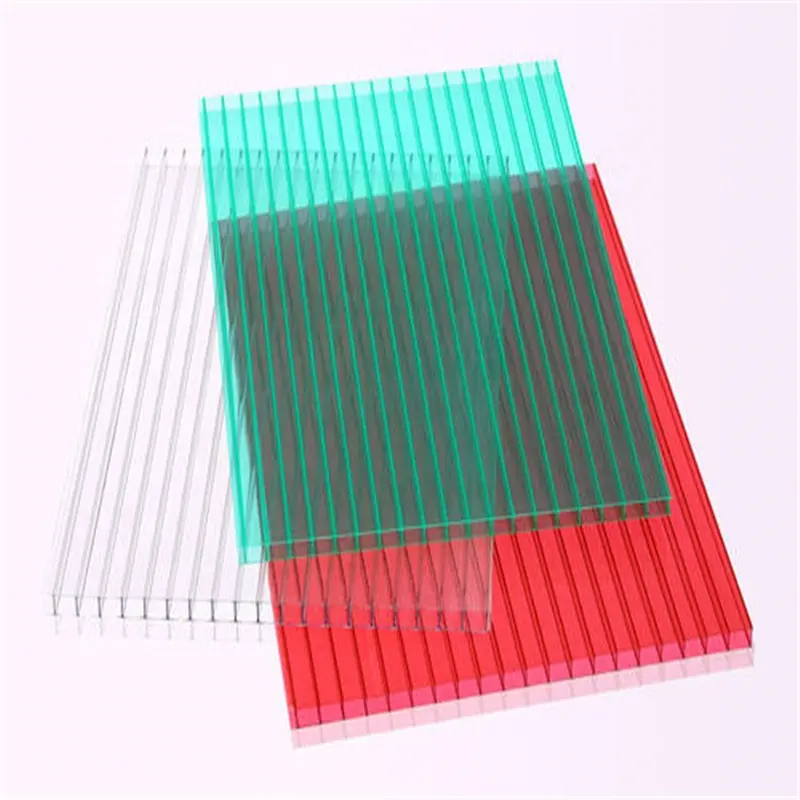 Revêtement anti uv serres commerciales feuille de polycarbonate feuille de polycarbonate double paroi