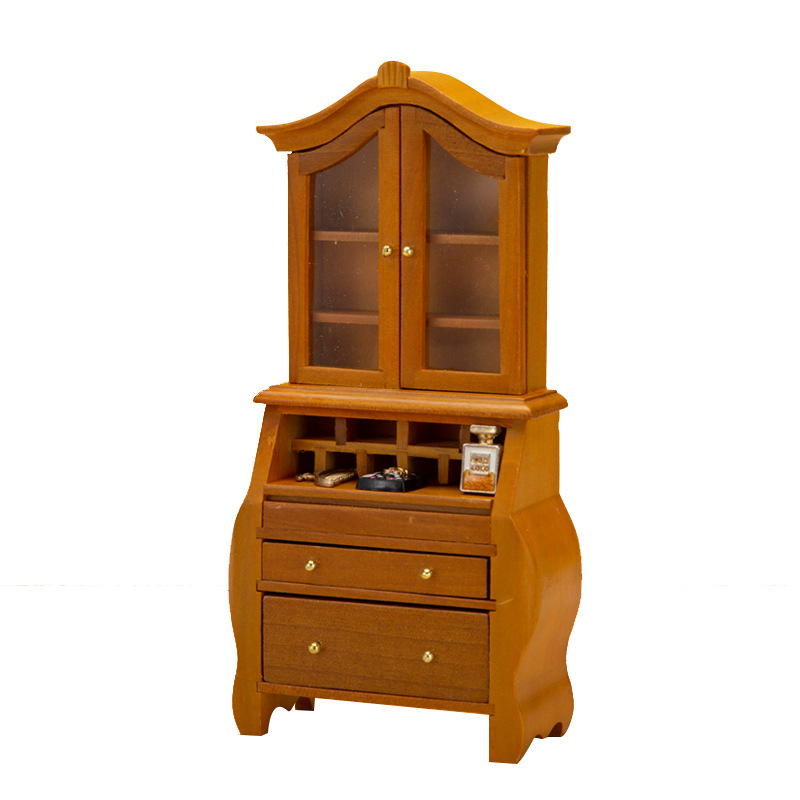 Yellow pear wood color