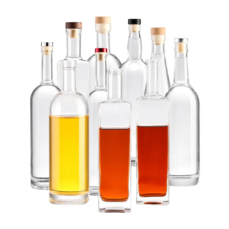 Benutzer definierte Logo Urface Behandlung Rum Gin Finish Wodka mit Schnaps verkorkt 750ml 700ml 500ml 480ml transparente Wodka Glasflasche