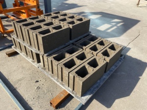 Brick <strong>Making</strong> Machinery <strong>Automatic</strong> <strong>Automatic</strong> <strong>Block</strong> <strong>Making</strong> <strong>Machines</strong> Bricks <strong>Making</strong> <strong>Machines</strong> - Product Image 5