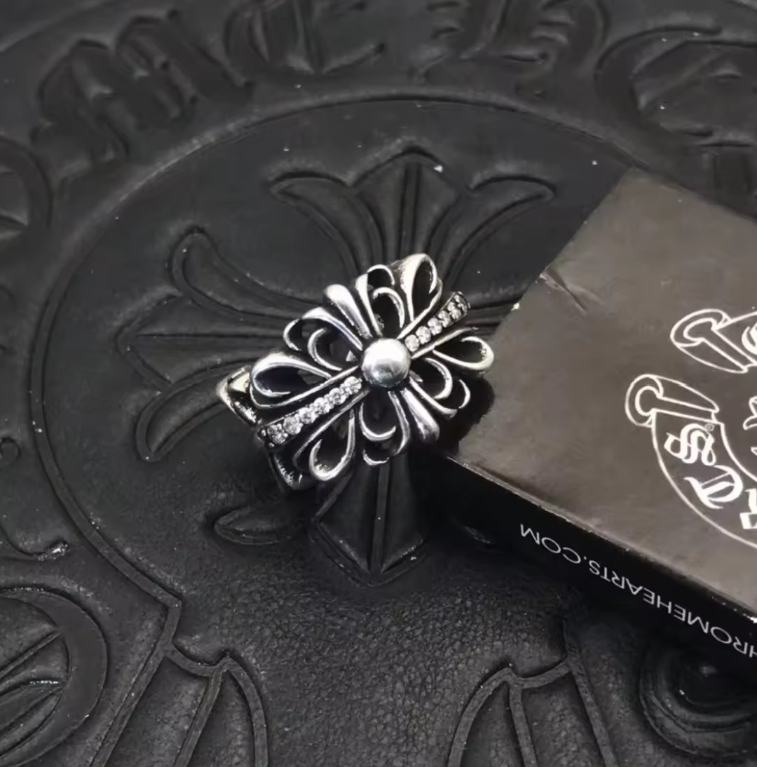 Bague Iris argentée avec diamant