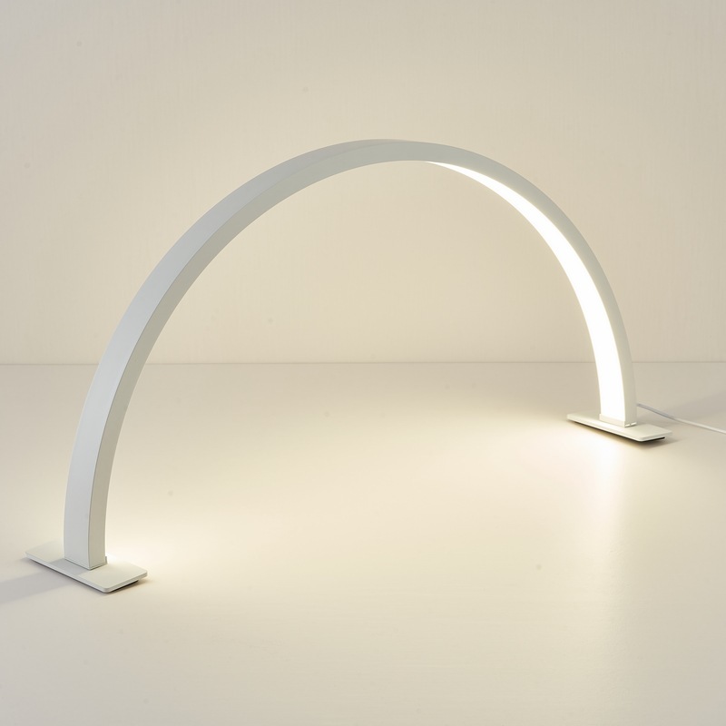 Enchufe estadounidense blanco de 75 cm.