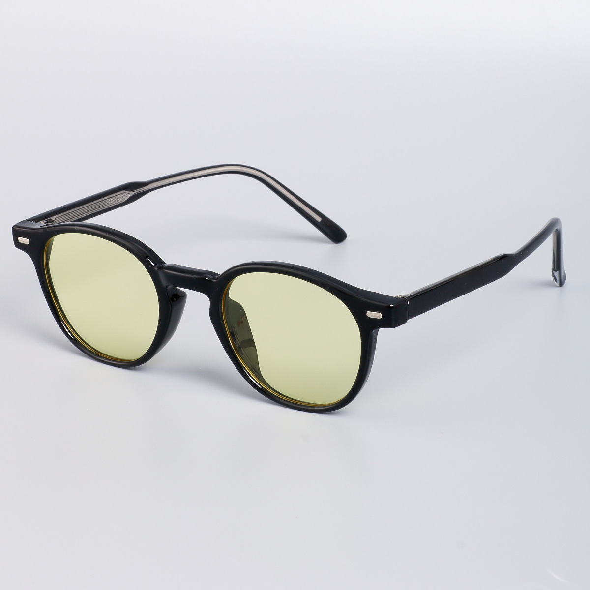 Negro amarillo