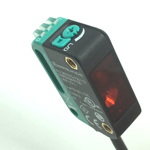 Sensores P + F luz roja Rango de detección de 5 a 150 mm Sensor de triangulación de OBT150-R100-2EP1-IO para Pepperl + Fuchs - Product Image 6