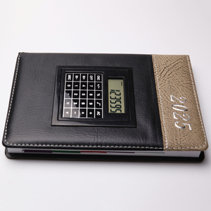 Set di penne per taccuino con calcolatrice digitale set regalo di lavoro 2025 diario in pelle riviste pianificatore di budget con calcolatrice - Product Image 4