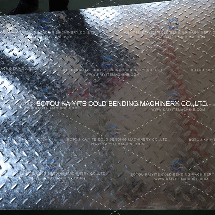 Embossing Roll Forming Machine for Rolling Shutter Doors - Factory Direct China Made High Speed Equipment