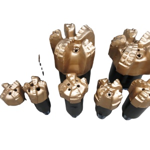 Hot Sale 3-5 Blades 190/252mm REG 4 1/2 Rock PDC <strong>Drill</strong> Bit 6 Nozzles Diamond <strong>Drill</strong> Bit Well Drilling PDC Core Bit