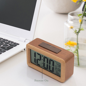 Luminous LCD Screen Intelligent Sensitivity Digital Alarm <strong>Clock</strong> Temperature Date <strong>Display</strong> Wood <strong>Clock</strong> for Bedside