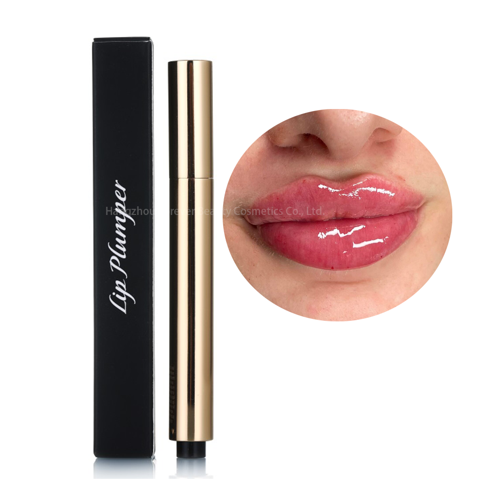 Lèvre extrême plus dodu dans le tube d'or