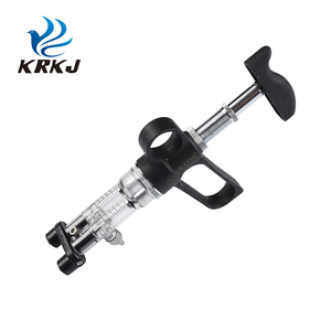CETTIA High Quality 0.5ml 1ml Continuous Double Barrel <strong>Injector</strong> Veterinary Continuous Syringe - Product Image 6