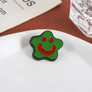 מצחיק חמוד כוכב מחומש סיכות אמייל קומדיה מותאם אישית אנימה השראה brooches בגדים דש מתנה מתנה לחברים