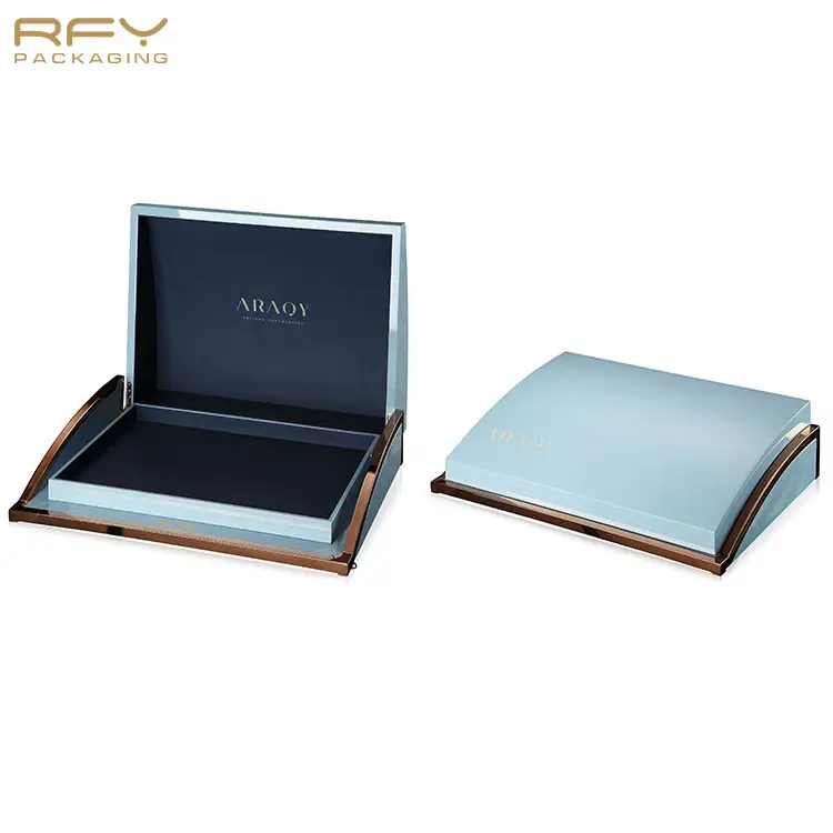 Luxury custom logo lacquer finish arab perfume packaging wooden gift box