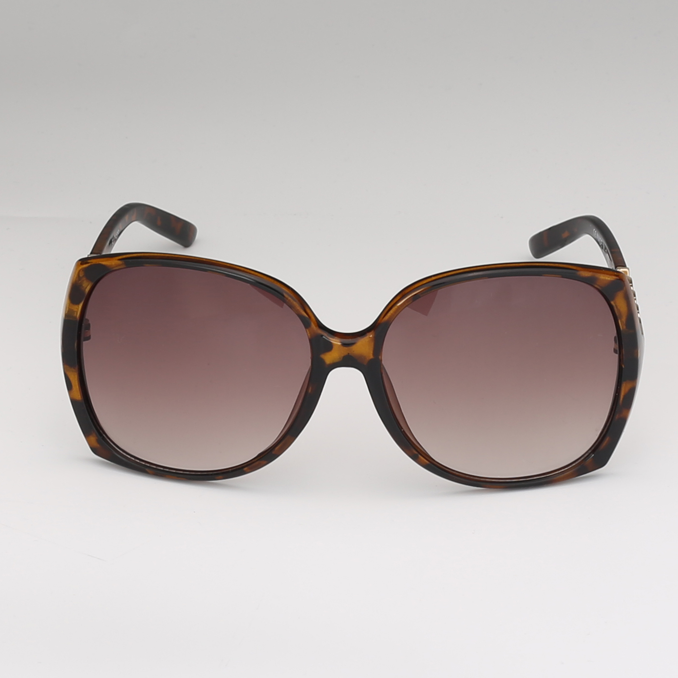 Gradient brown