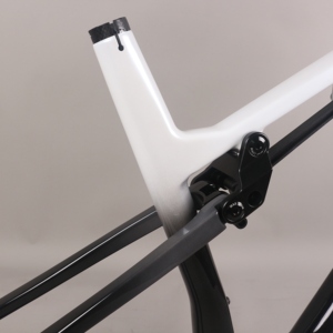 โครงจักรยาน XC น้ำหนักเบามาก29er โครง T1000จักรยานเสือภูเขาโครงจักรยาน BSA 29er * 2.35 FM061 XC - Product Image 4