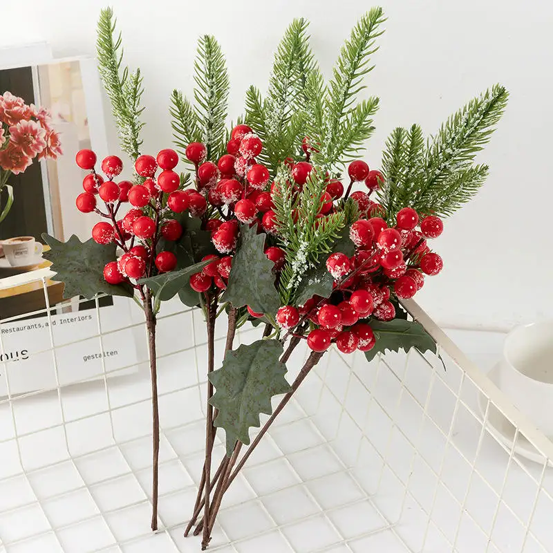Flores artificiais de Natal, frutas vermelhas, folhas de hortelã norte-americanas, decoração de ano novo para sala de estar, flores de espuma decoradas à mão