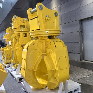 Lotus- Plum Blossom-Shaped Excavator Steel Gripper for <strong>Loading</strong>/<strong>Unloading</strong> Scrap Iron Waste Materials <strong>Core</strong> Engine Pump Gear - Product Image 4